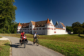 Schloss Grünau am Amper-Altmühl-Radweg (c) LRA ND-SOB_Carolin Thiersch-10