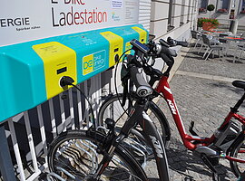 E-Bike-Ladestation am Rathausplatz