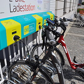 E-Bike-Ladestation am Rathausplatz